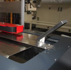 Cerradora de cajas con formado semiautomático 4 Brazo sistema de cerrado