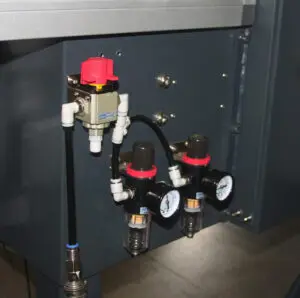 Cerradora de cajas con formado semiautomático 2 Sistema de aire precintadora ip15f